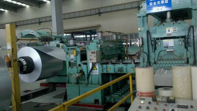 1600大飛剪開平機